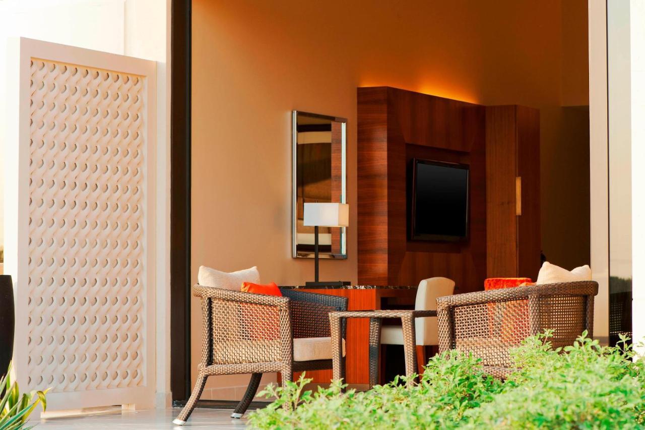 Vogo Abu Dhabi Golf Resort & Spa Formerly The Westin Abu Dhabi Golf Resort & Spa Luaran gambar A room at the hotel
